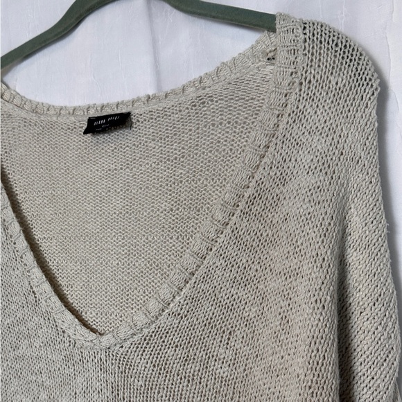 3/$20 💥 Blank Paige Oversized Relaxed Fit Sweater Distressed Cream Frayed Knit - Picture 6 of 15